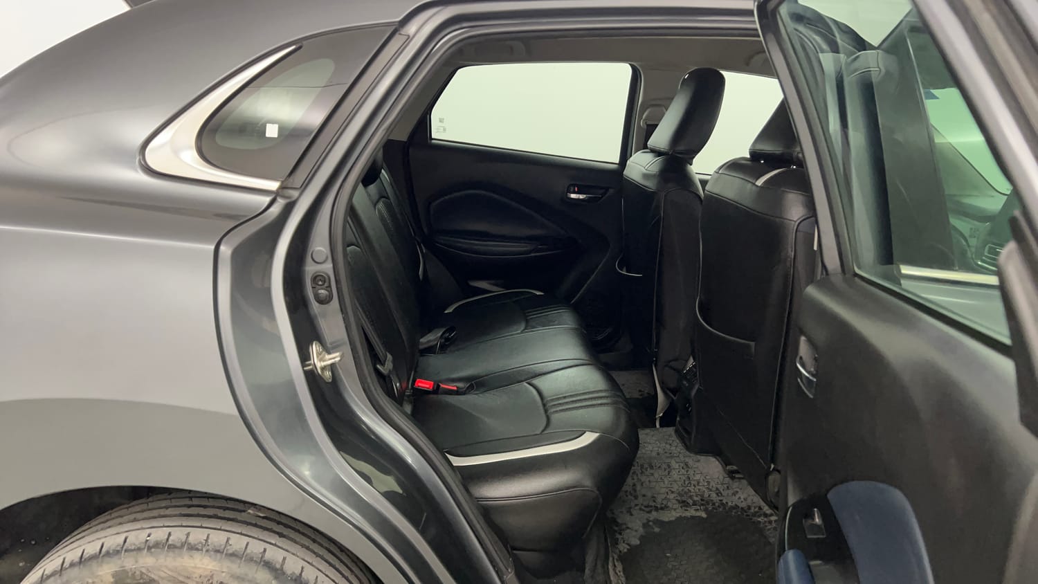 Used 2022 Maruti Suzuki Baleno Alpha MT Petrol Manual interior RIGHT SIDE REAR DOOR CABIN VIEW