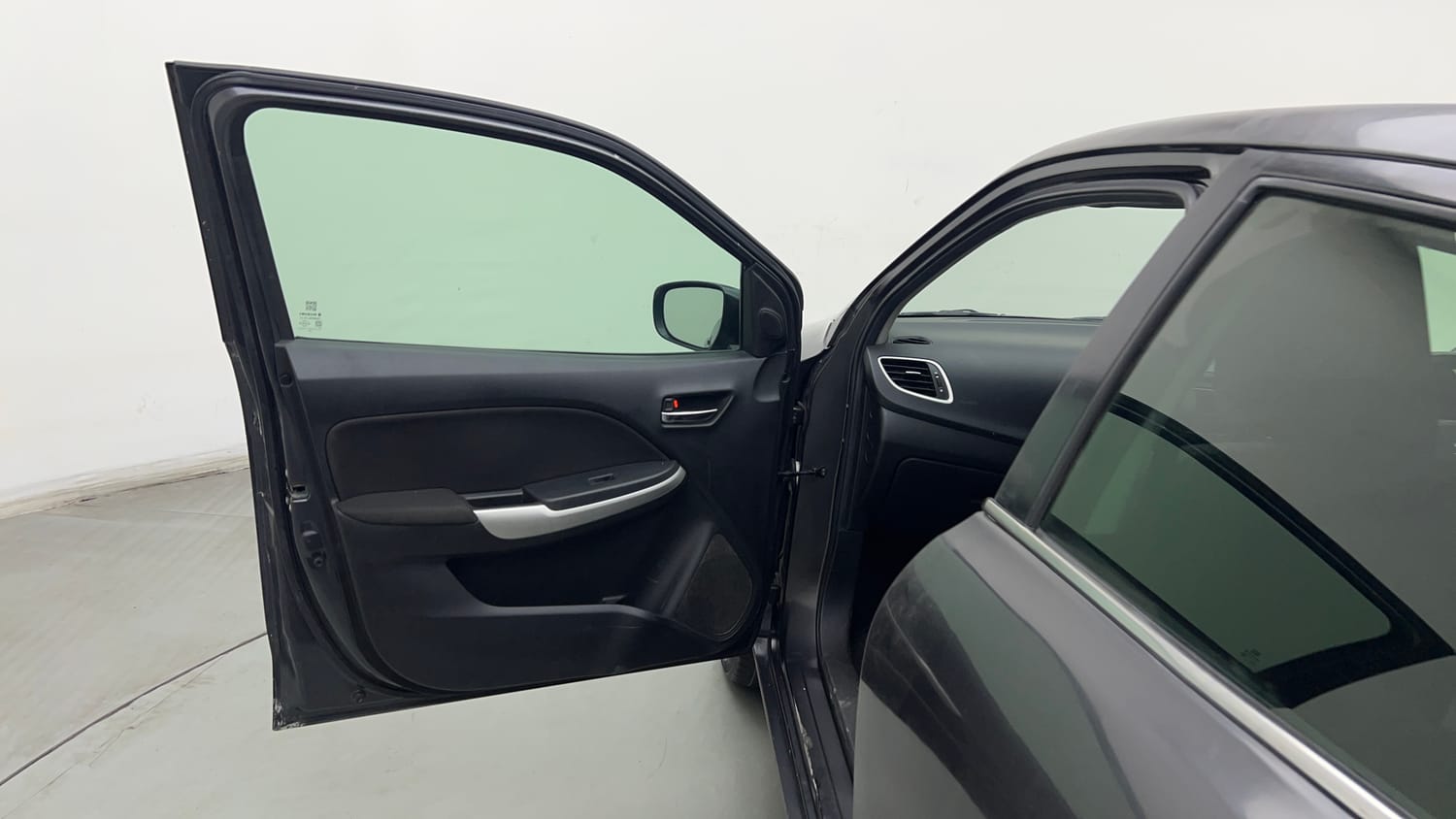 Used 2018 Maruti Suzuki Baleno Zeta 1.2 Petrol Manual interior LEFT FRONT DOOR OPEN VIEW