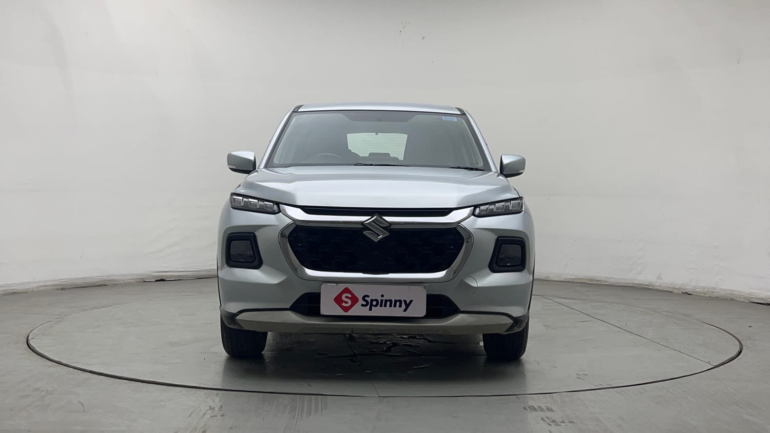 Used 2024 Maruti Suzuki Grand Vitara Delta Smart Hybrid Petrol Manual exterior FRONT VIEW