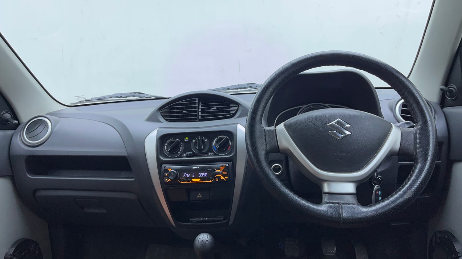 Used 2018 Maruti Suzuki Alto 800 LXi (O) Petrol Manual interior DASHBOARD VIEW