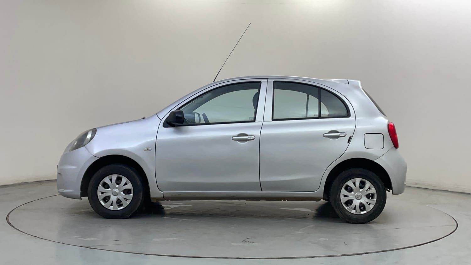 Used 2019 Nissan Micra Active XL (O) Petrol Manual exterior LEFT SIDE VIEW