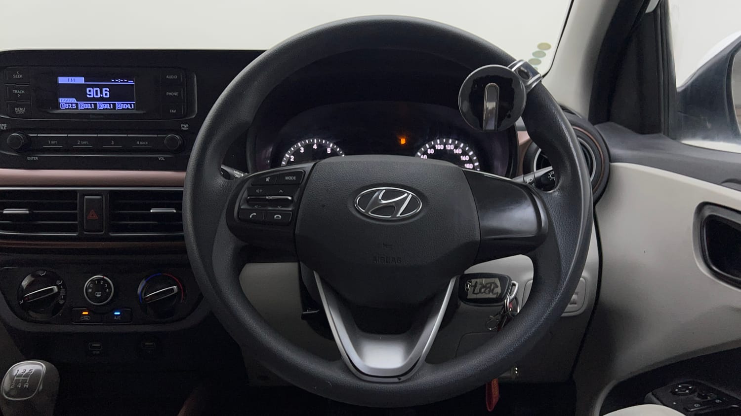 Used 2022 Hyundai Aura S 1.2 Petrol Petrol Manual interior STEERING VIEW