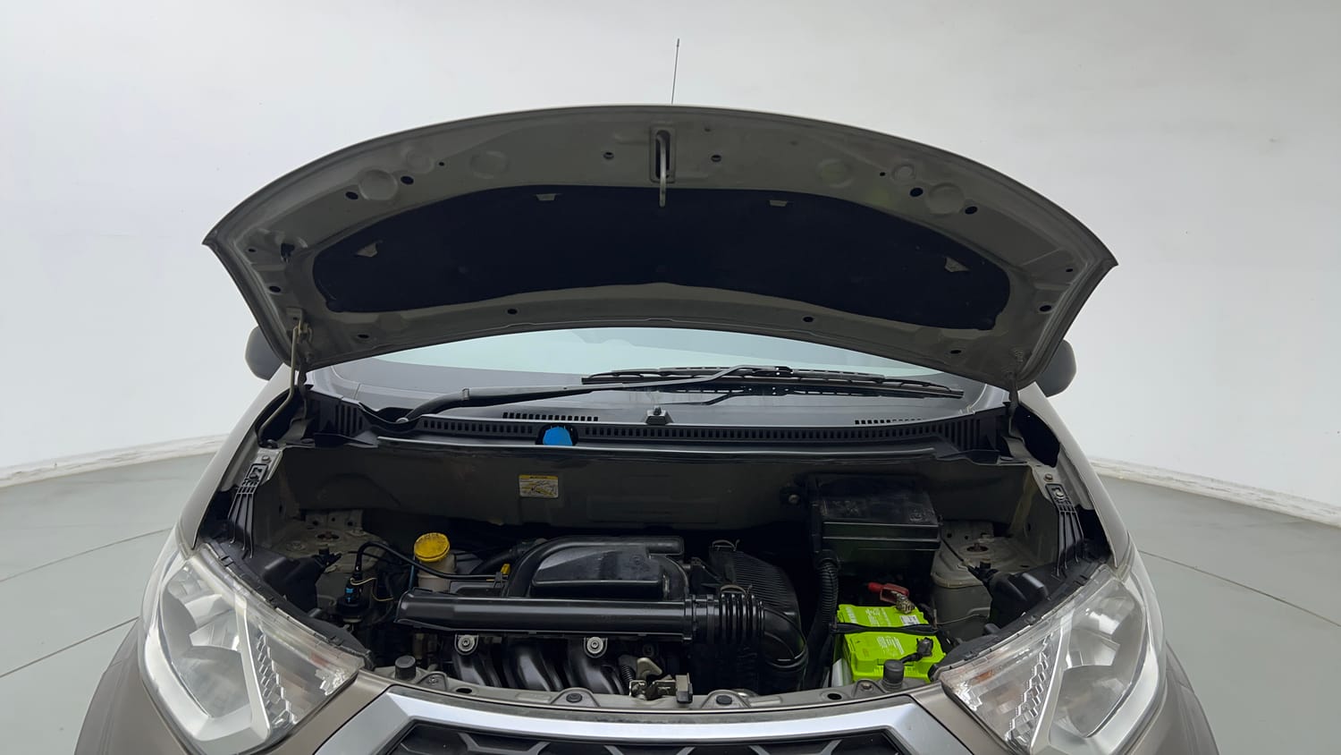 Used 2017 Datsun Redi-GO T (O) Petrol Manual engine ENGINE & BONNET OPEN FRONT VIEW
