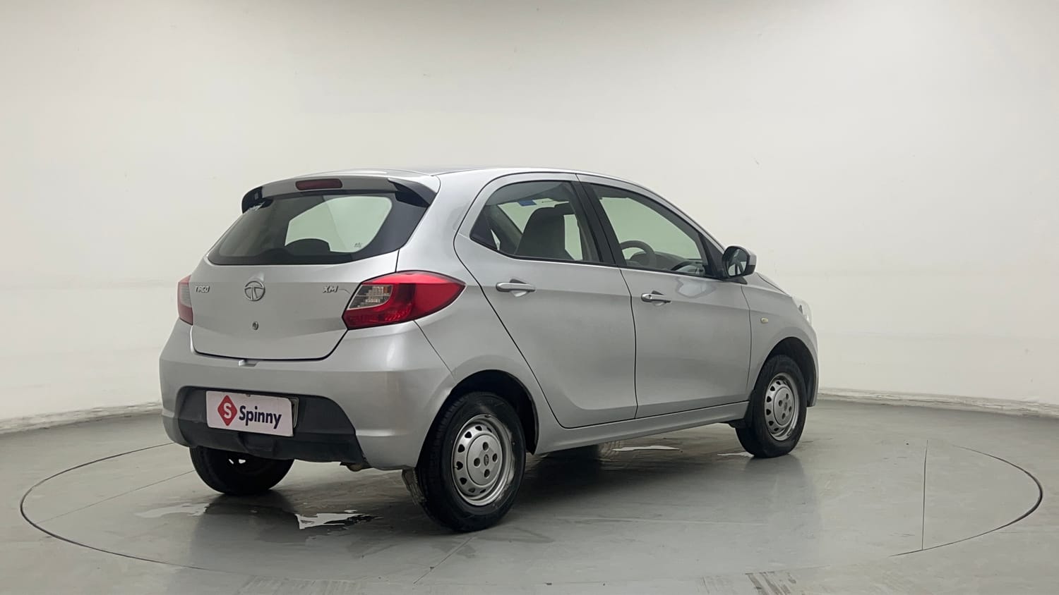 Used 2017 Tata Tiago Revotron XM Petrol Manual exterior RIGHT REAR CORNER VIEW