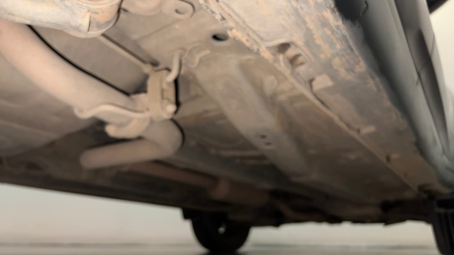 Used 2022 Tata Nexon XMA (S) Petrol Automatic extra REAR RIGHT UNDERBODY VIEW