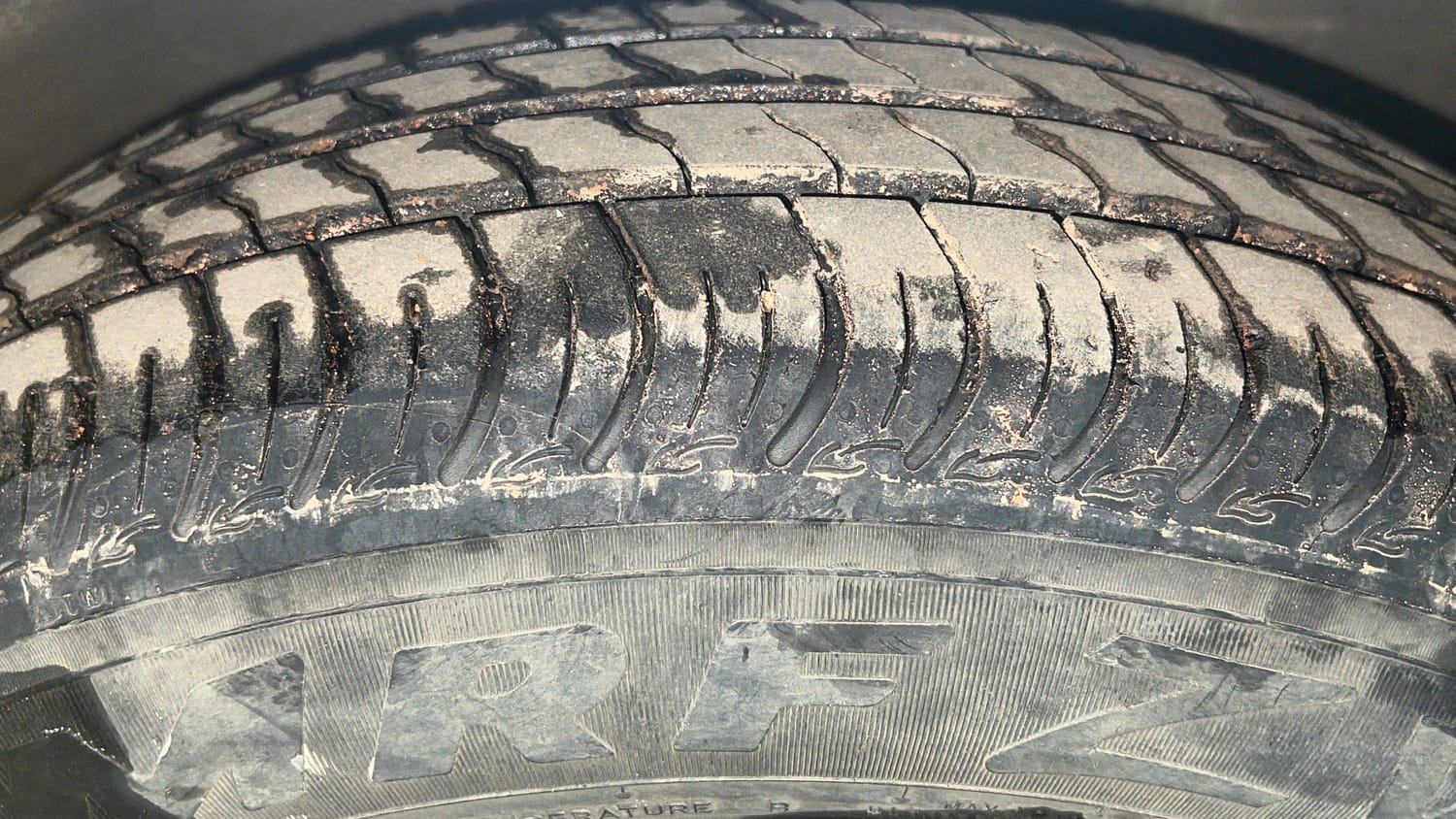 Used 2023 Maruti Suzuki S-Presso VXi Petrol Manual tyres RIGHT FRONT TYRE TREAD VIEW