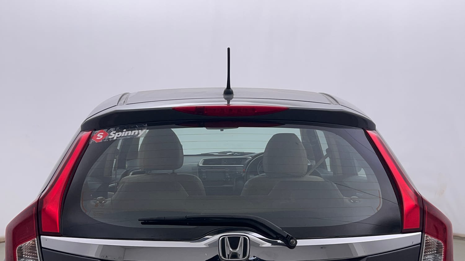 Used 2018 Honda Jazz V Petrol Petrol Manual exterior BACK WINDSHIELD VIEW
