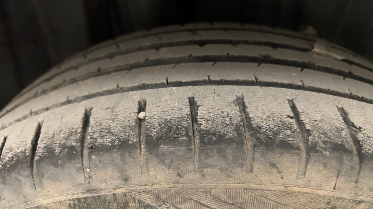 Used 2022 Maruti Suzuki Baleno Alpha MT Petrol Manual tyres RIGHT REAR TYRE TREAD VIEW