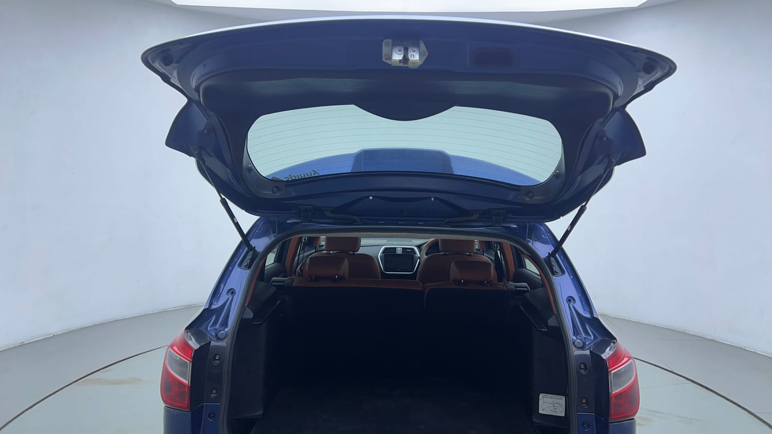 Used 2019 Maruti Suzuki S-Cross Zeta 1.3 Diesel Manual interior DICKY DOOR OPEN VIEW