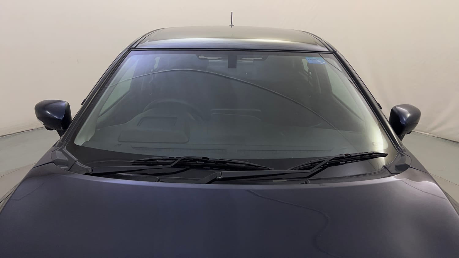 Used 2022 Maruti Suzuki Baleno Alpha MT Petrol Manual exterior FRONT WINDSHIELD VIEW