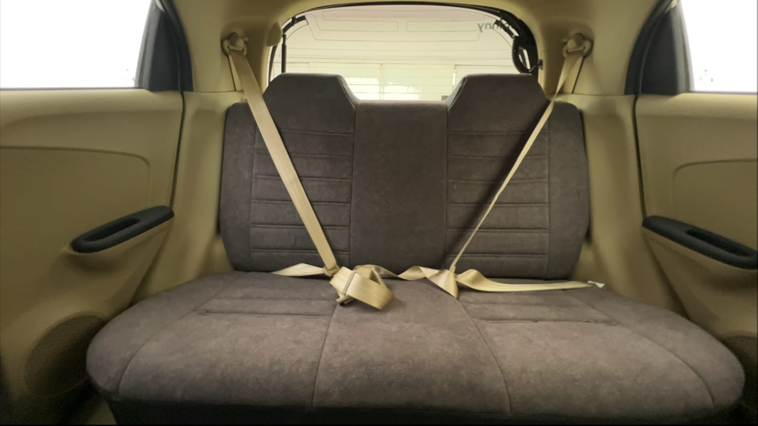Used 2017 Honda Brio S MT Petrol Manual interior REAR SEAT CONDITION VIEW
