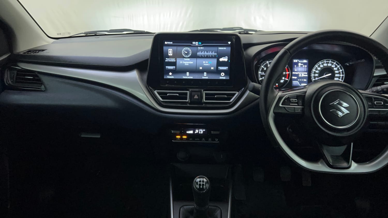 Used 2022 Maruti Suzuki Baleno Alpha MT Petrol Manual interior MUSIC SYSTEM & AC CONTROL VIEW