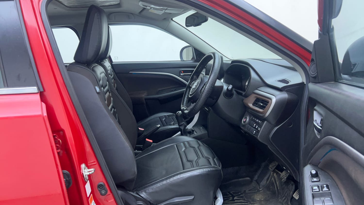 Used 2024 Maruti Suzuki Brezza Zxi Plus Dual Tone Petrol Manual interior RIGHT SIDE FRONT DOOR CABIN VIEW