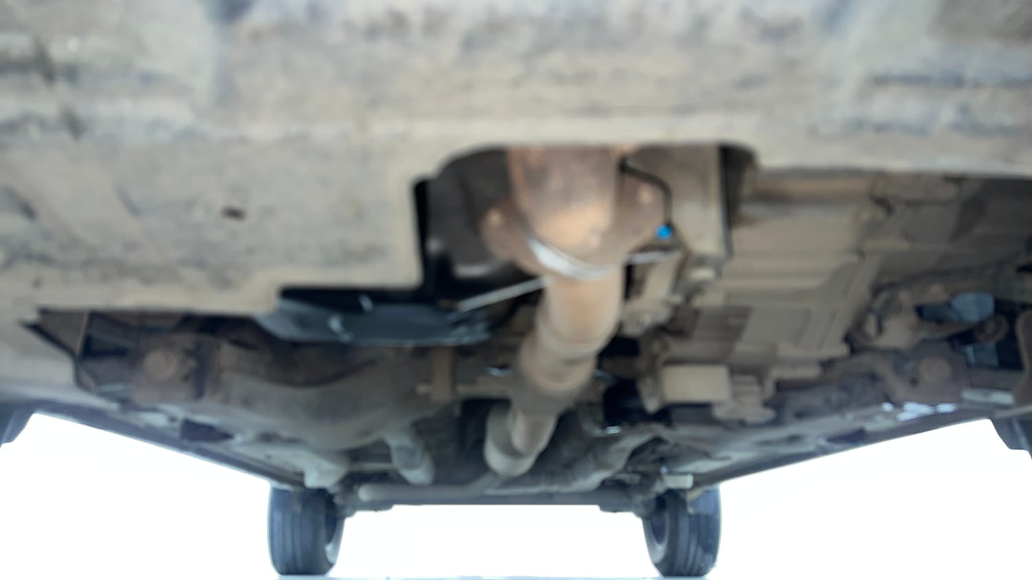 Used 2021 Tata Nexon XZA Plus Petrol Automatic extra FRONT LEFT UNDERBODY VIEW