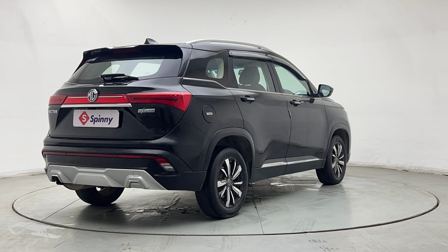Used 2019 MG Motors Hector Sharp Hybrid 1.5 Petrol Hybrid Manual exterior RIGHT REAR CORNER VIEW