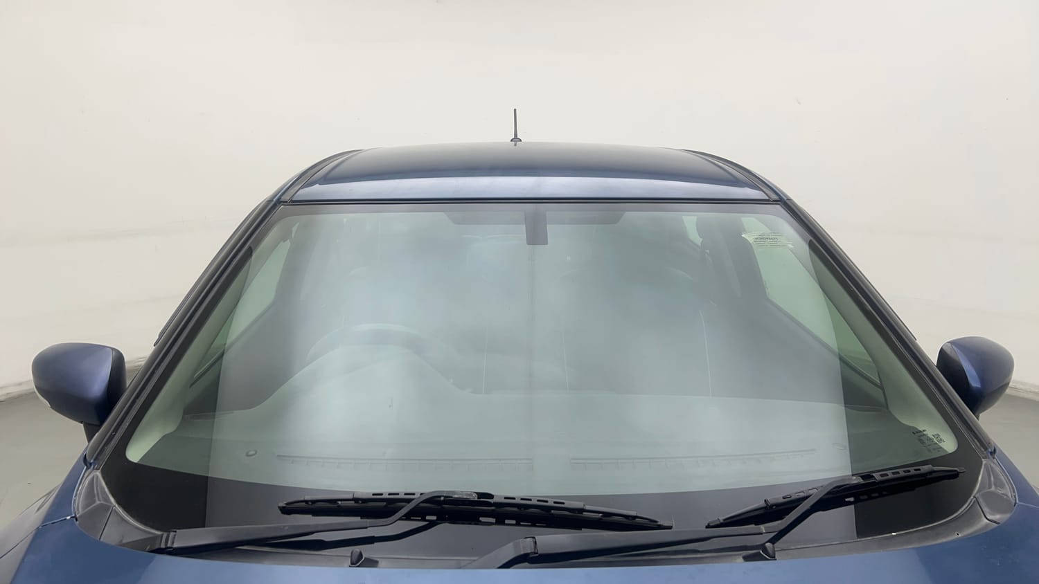 Used 2018 Maruti Suzuki Baleno Zeta 1.2 Petrol Manual exterior FRONT WINDSHIELD VIEW