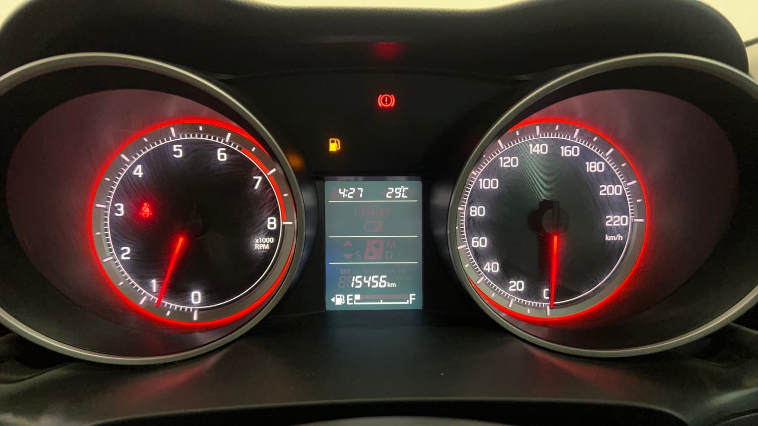 Used 2020 Maruti Suzuki Swift ZXi Petrol Manual interior CLUSTERMETER VIEW