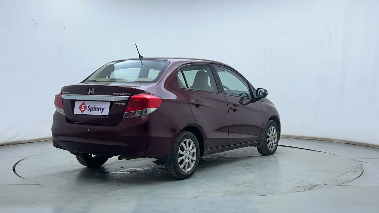 Used 2014 Honda Amaze 1.2 VX i-VTEC Petrol Manual exterior RIGHT REAR CORNER VIEW