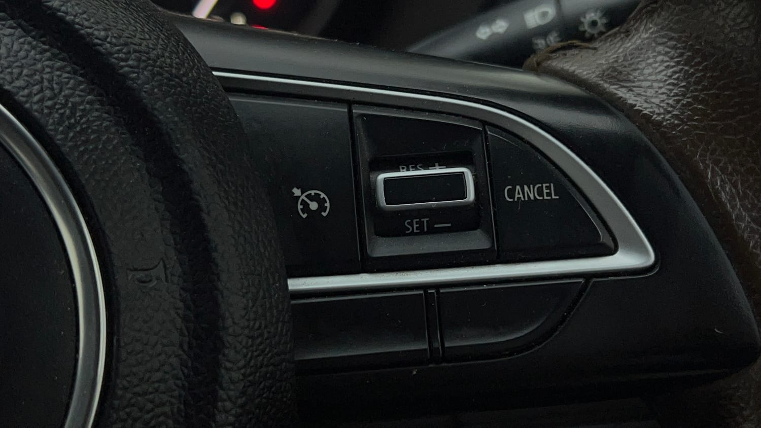 Used 2024 Maruti Suzuki Grand Vitara Delta Smart Hybrid Petrol Manual top_features Cruise control
