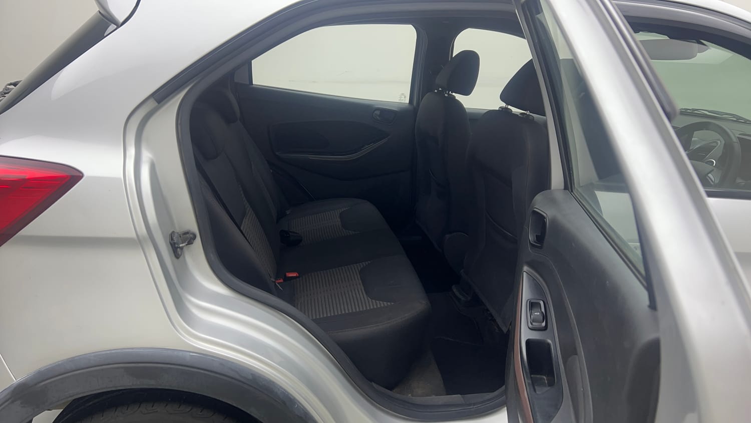 Used 2020 Ford Freestyle Titanium Plus 1.2 Ti-VCT Petrol Manual interior RIGHT SIDE REAR DOOR CABIN VIEW