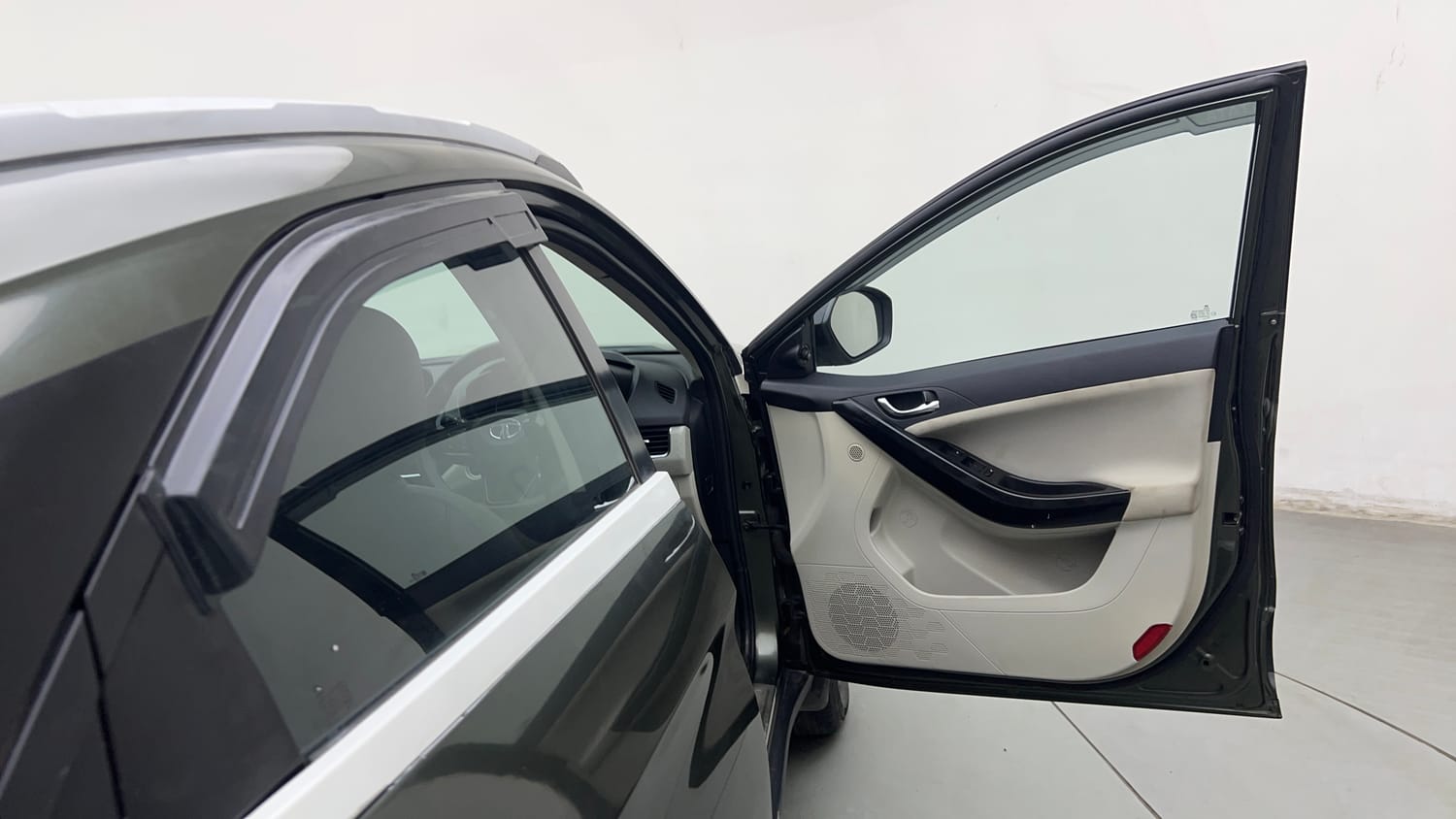 Used 2021 Tata Nexon XZA Plus Petrol Automatic interior RIGHT FRONT DOOR OPEN VIEW