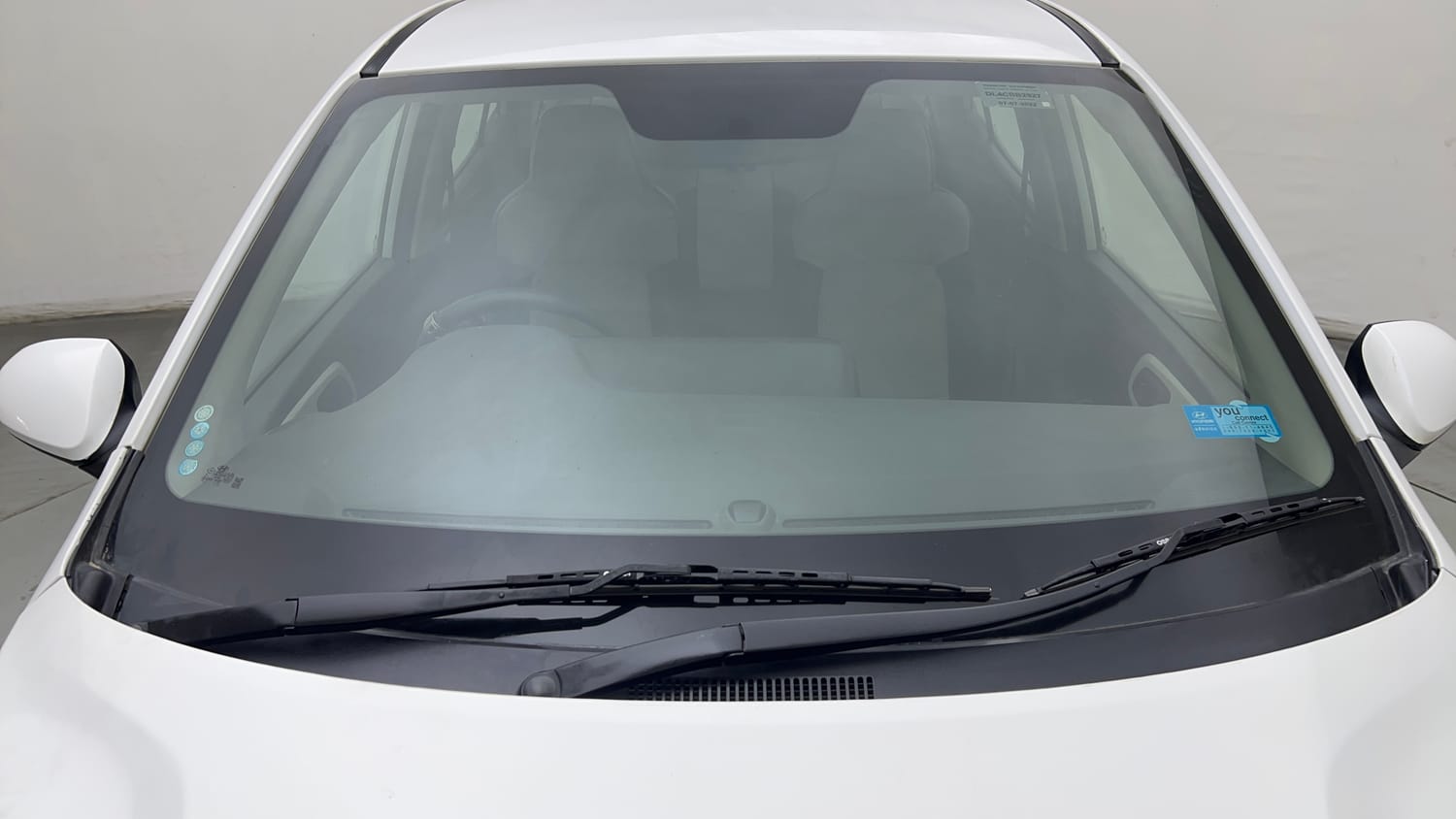Used 2022 Hyundai Aura S 1.2 Petrol Petrol Manual exterior FRONT WINDSHIELD VIEW