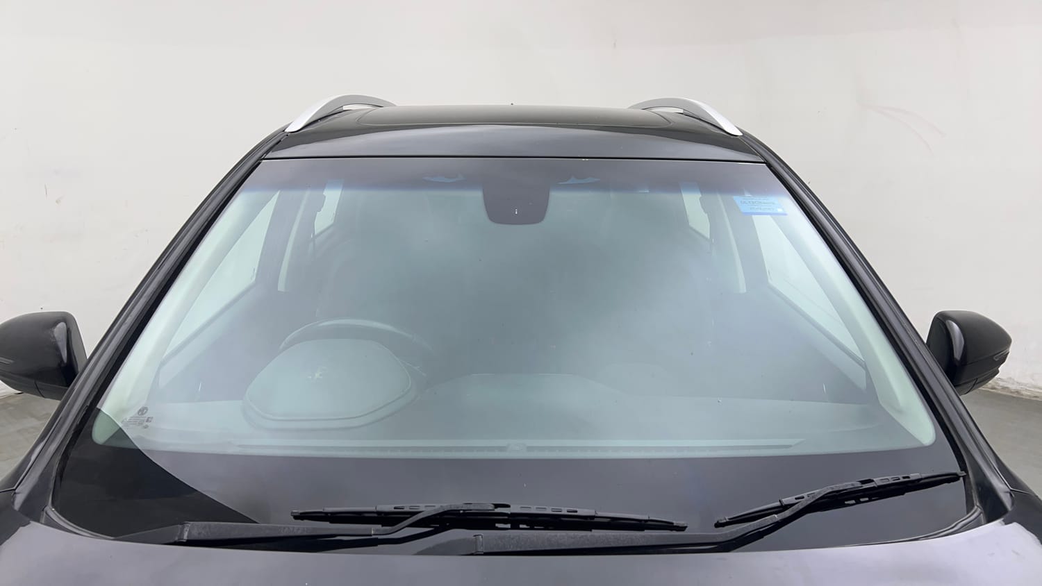 Used 2019 MG Motors Hector Sharp Hybrid 1.5 Petrol Hybrid Manual exterior FRONT WINDSHIELD VIEW