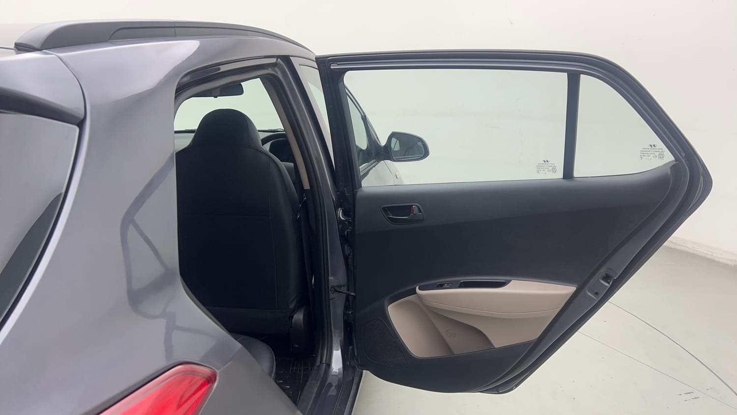 Used 2018 Hyundai Grand i10 Magna AT 1.2 Kappa VTVT Petrol Automatic interior RIGHT REAR DOOR OPEN VIEW