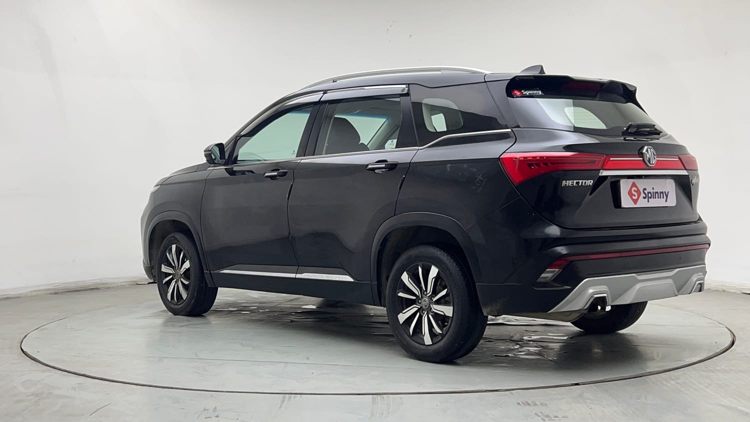 Used 2019 MG Motors Hector Sharp Hybrid 1.5 Petrol Hybrid Manual exterior LEFT REAR CORNER VIEW