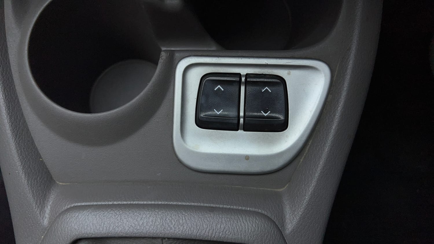 Used 2017 Datsun Redi-GO T (O) Petrol Manual top_features Power windows