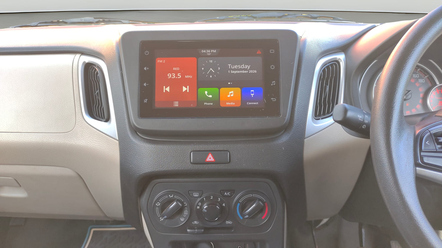 Used 2022 Maruti Suzuki Wagon R ZXi 1.2 Petrol Manual interior MUSIC SYSTEM & AC CONTROL VIEW