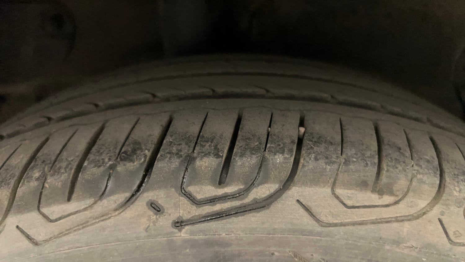 Used 2015 Tata Zest XMS Petrol Petrol Manual tyres RIGHT REAR TYRE TREAD VIEW