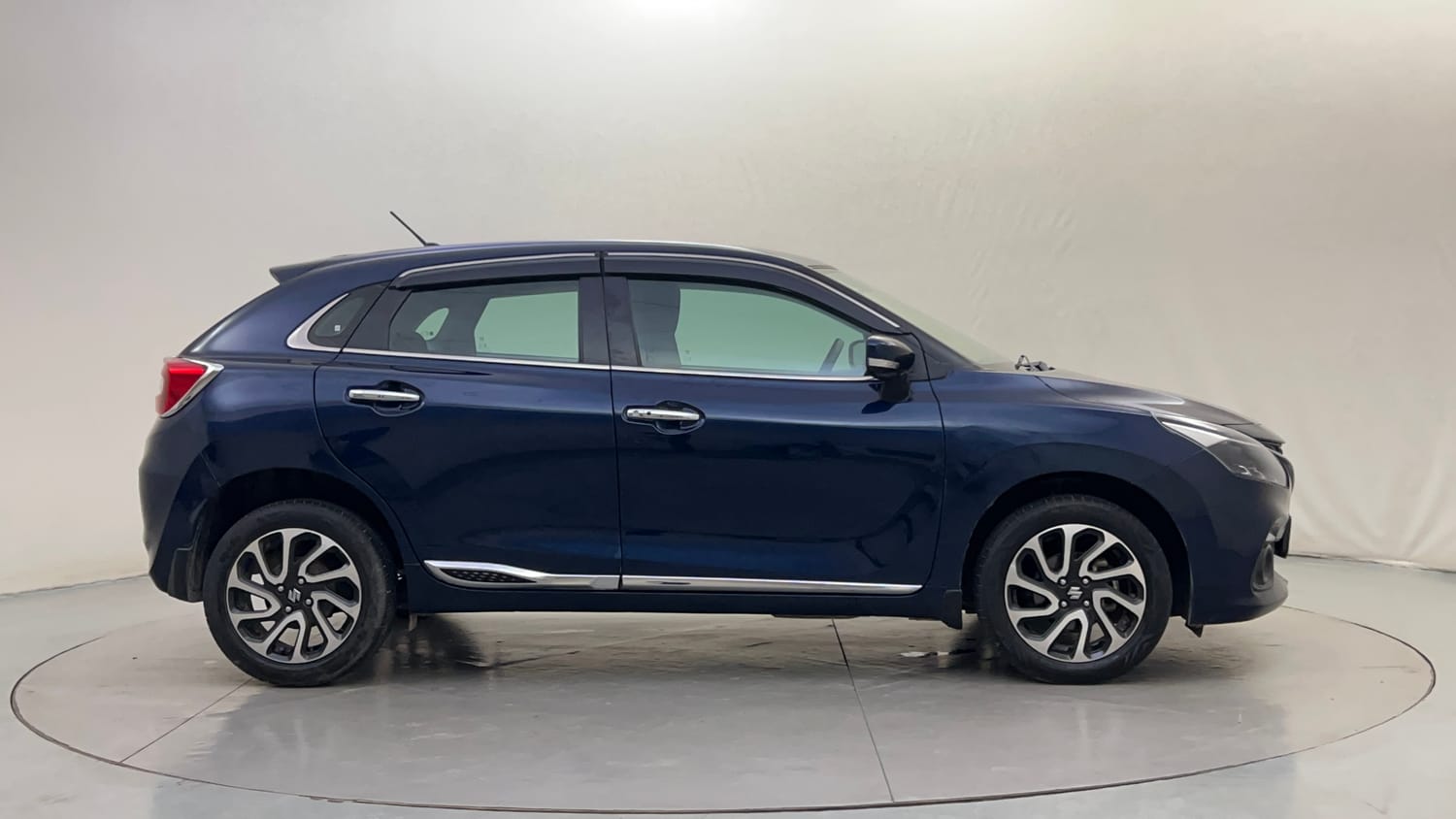 Used 2022 Maruti Suzuki Baleno Alpha MT Petrol Manual exterior RIGHT SIDE VIEW