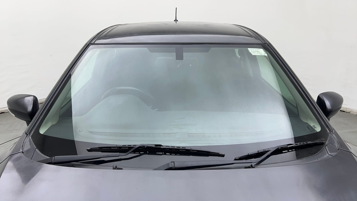 Used 2018 Maruti Suzuki Baleno Zeta 1.2 Petrol Manual exterior FRONT WINDSHIELD VIEW