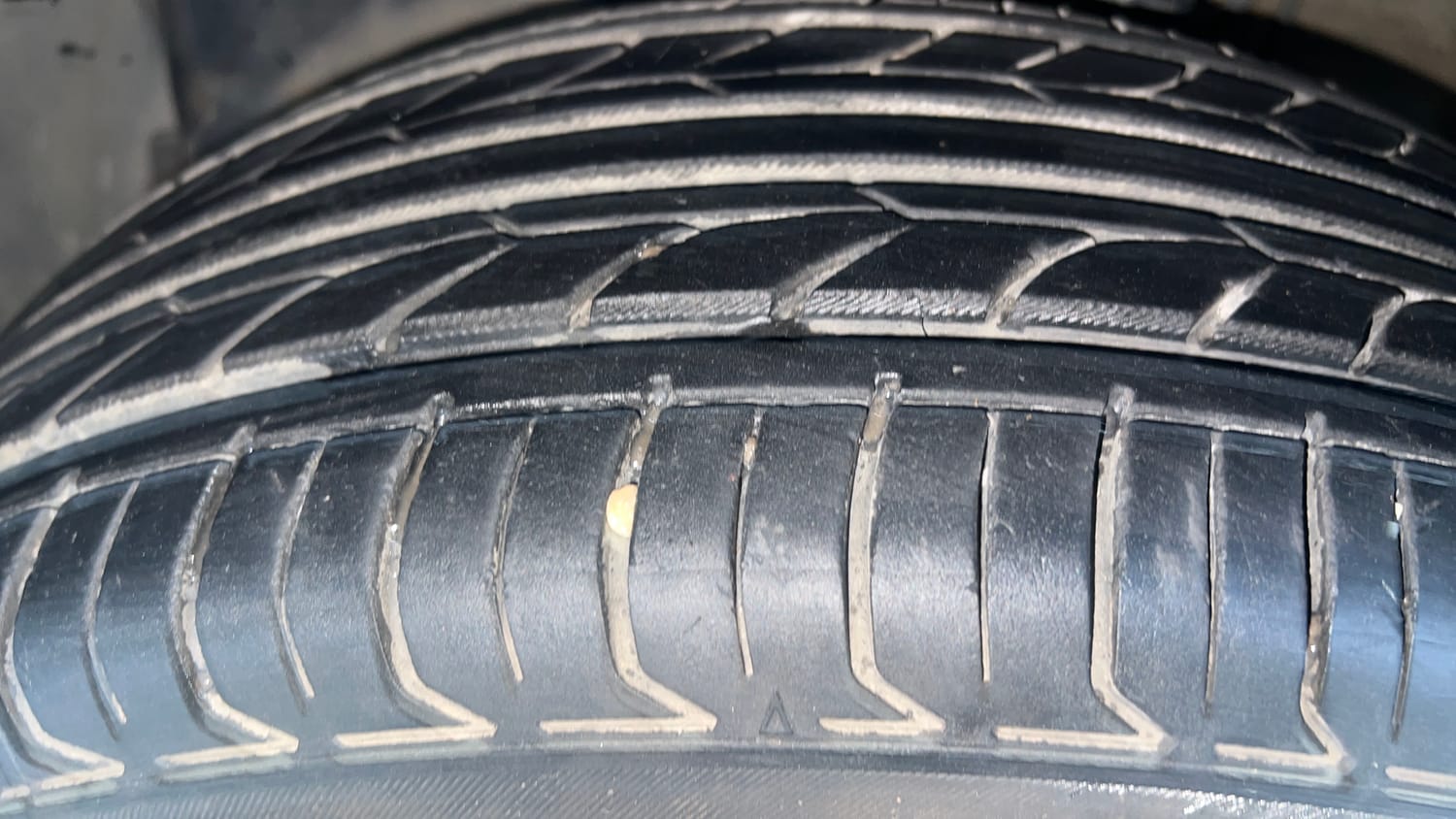 Used 2021 Honda WR-V VX MT Diesel Diesel Manual tyres LEFT FRONT TYRE TREAD VIEW