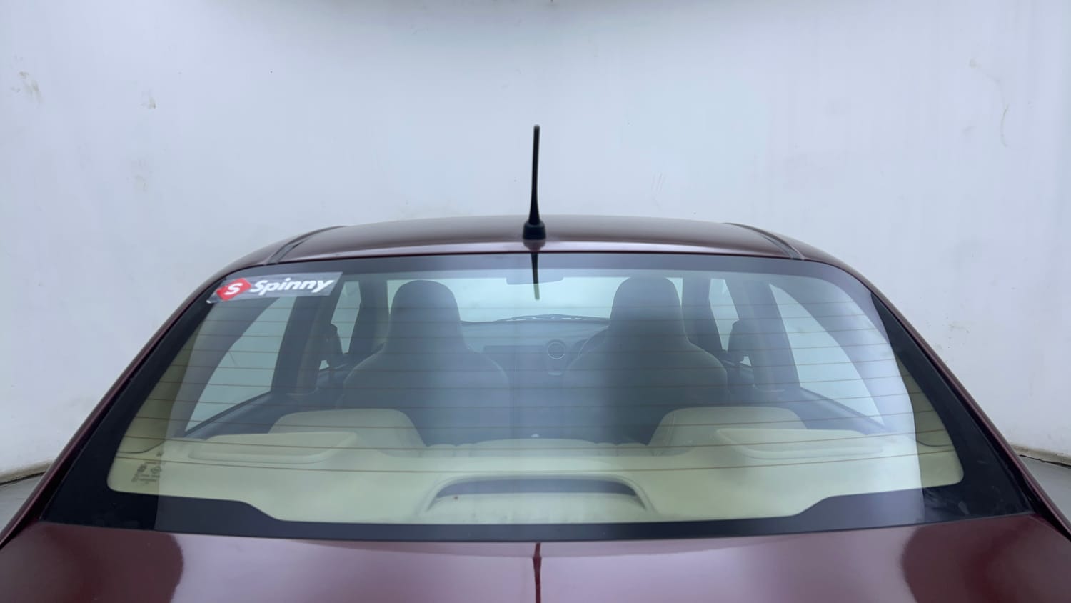 Used 2014 Honda Amaze 1.2 VX i-VTEC Petrol Manual exterior BACK WINDSHIELD VIEW