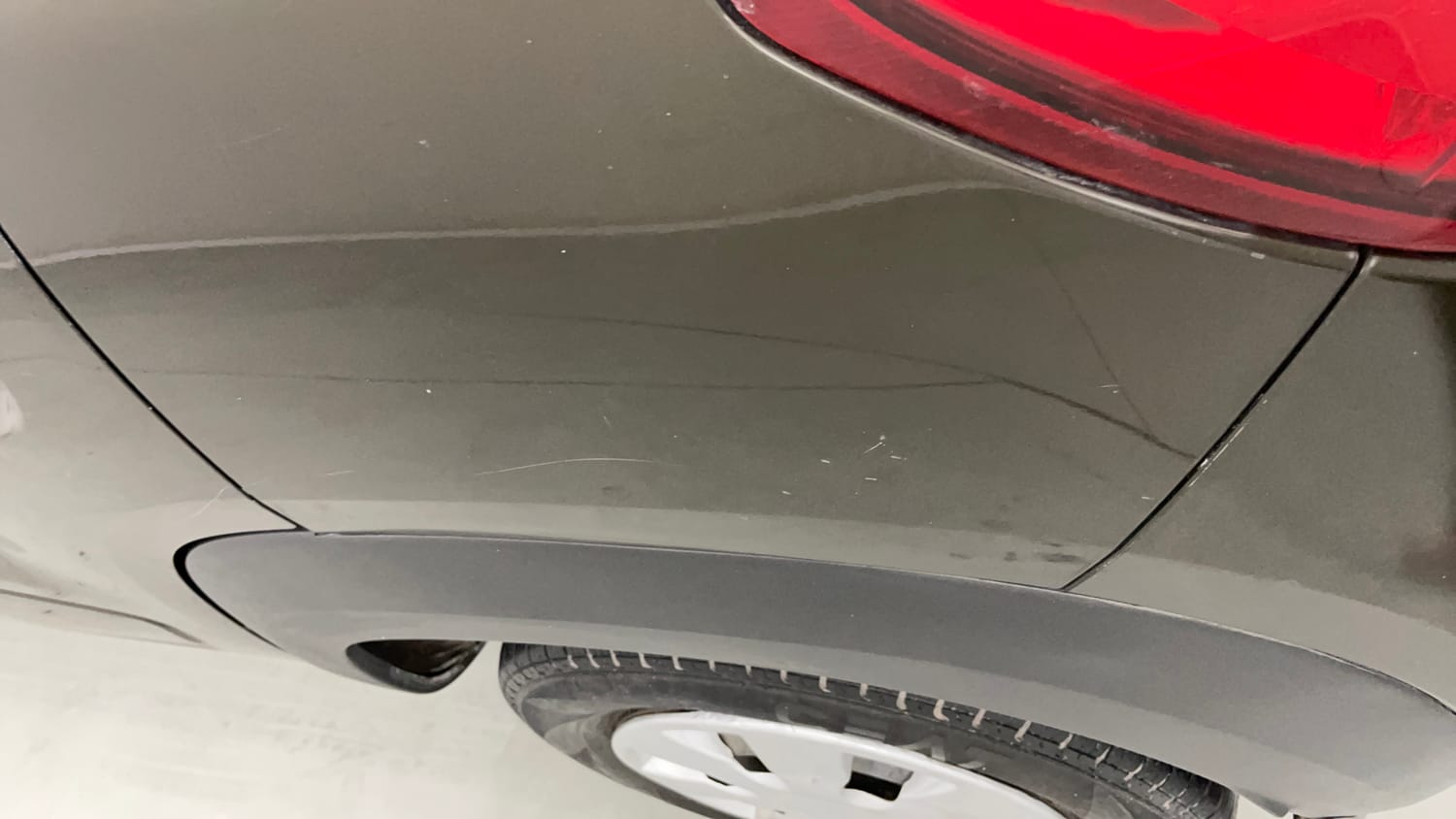 Used 2018 Renault Kwid 1.0 RXT Petrol Manual dents MINOR DENT