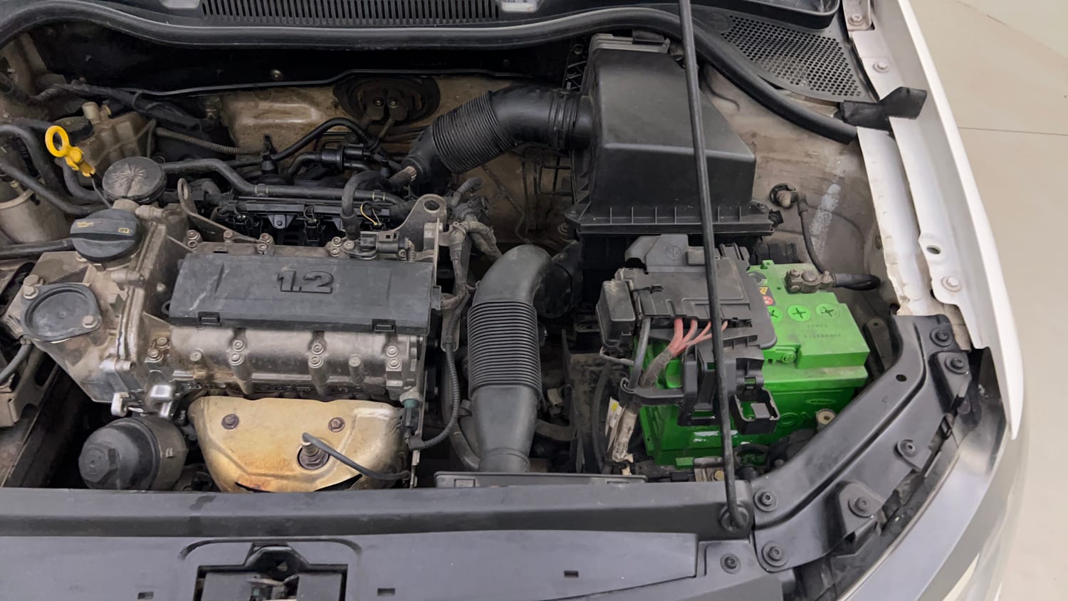 Used 2015 Volkswagen Polo Comfortline 1.2L (P) Petrol Manual engine ENGINE LEFT SIDE VIEW