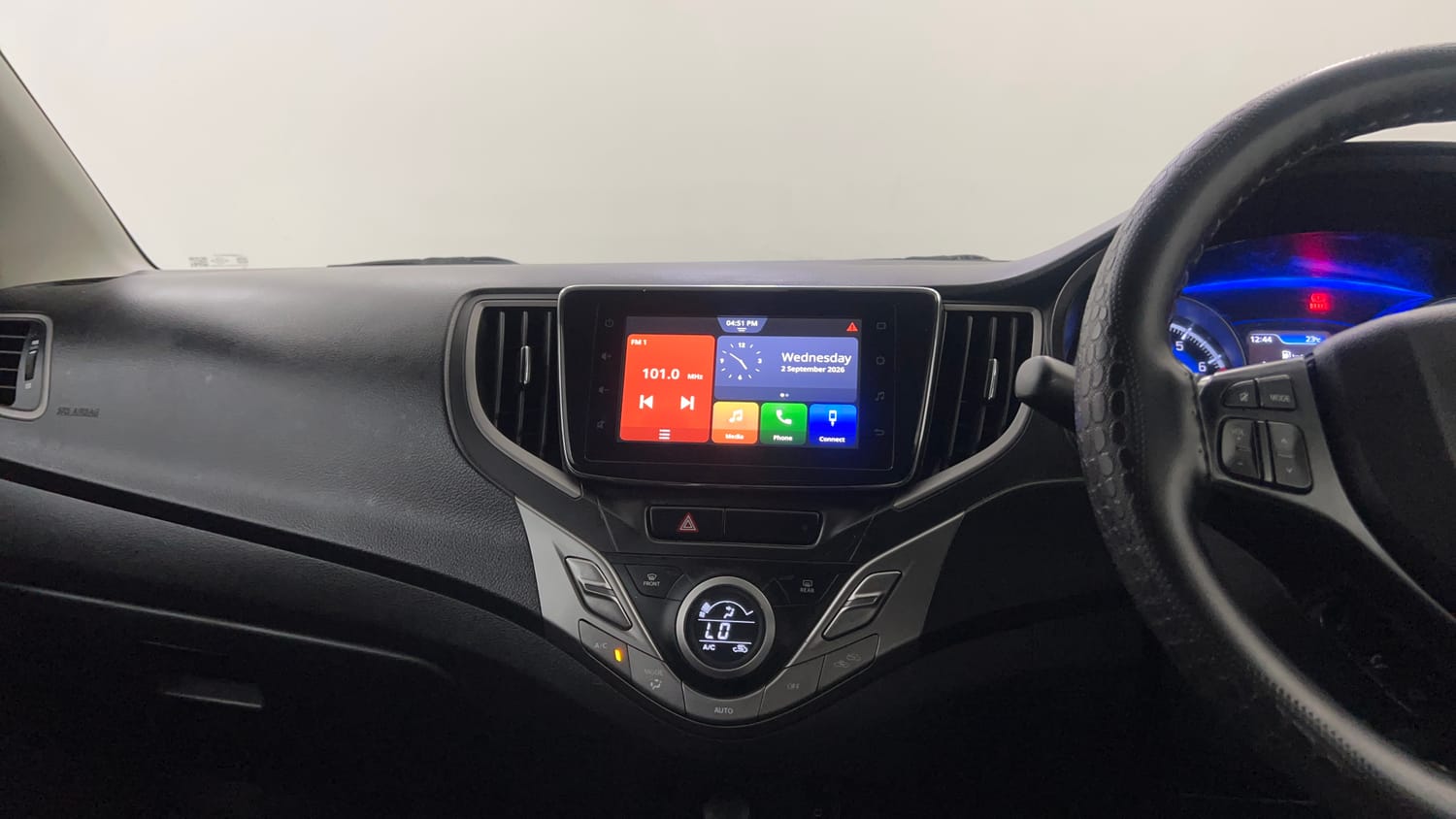 Used 2019 Maruti Suzuki Baleno Zeta Petrol Manual interior MUSIC SYSTEM & AC CONTROL VIEW
