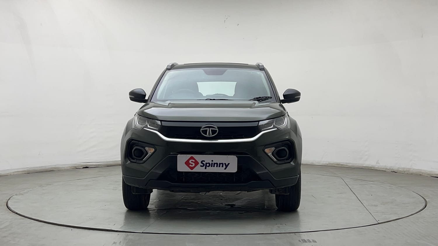 Used 2023 Tata Nexon XM Plus (S) Petrol Manual exterior FRONT VIEW