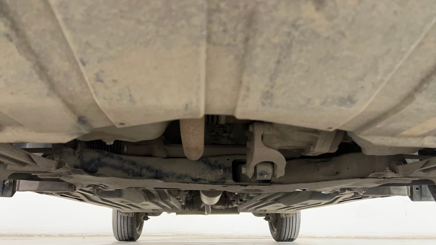 Used 2022 Toyota Urban Cruiser Mid Grade AT Petrol Automatic extra FRONT LEFT UNDERBODY VIEW