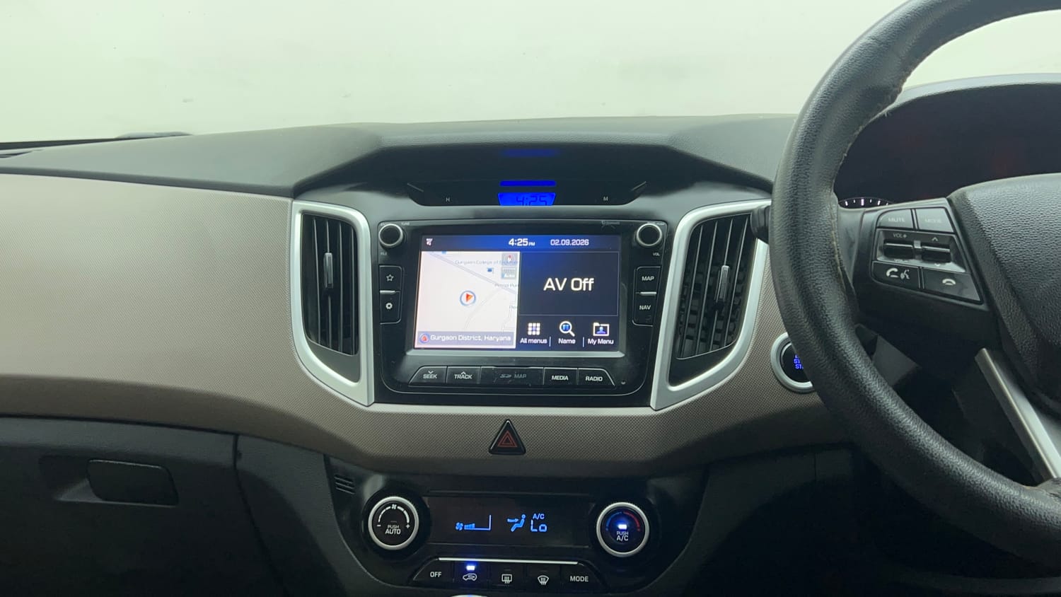 Used 2019 Hyundai Creta SX 1.6 AT Petrol Petrol Automatic top_features Integrated (in-dash) music system