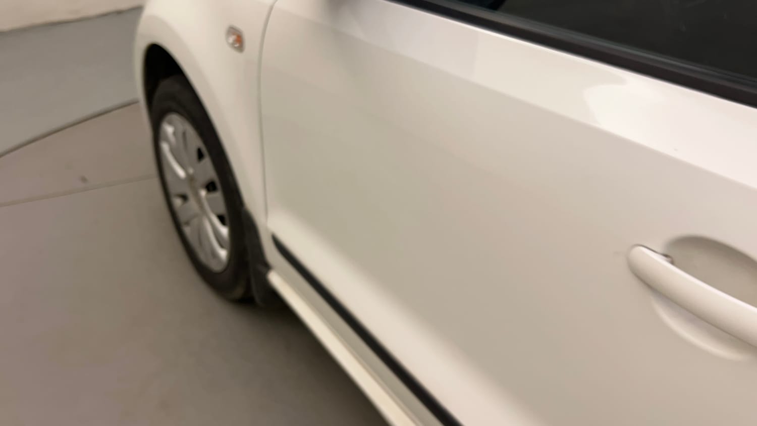 Used 2015 Volkswagen Polo Comfortline 1.2L (P) Petrol Manual dents MINOR DENT
