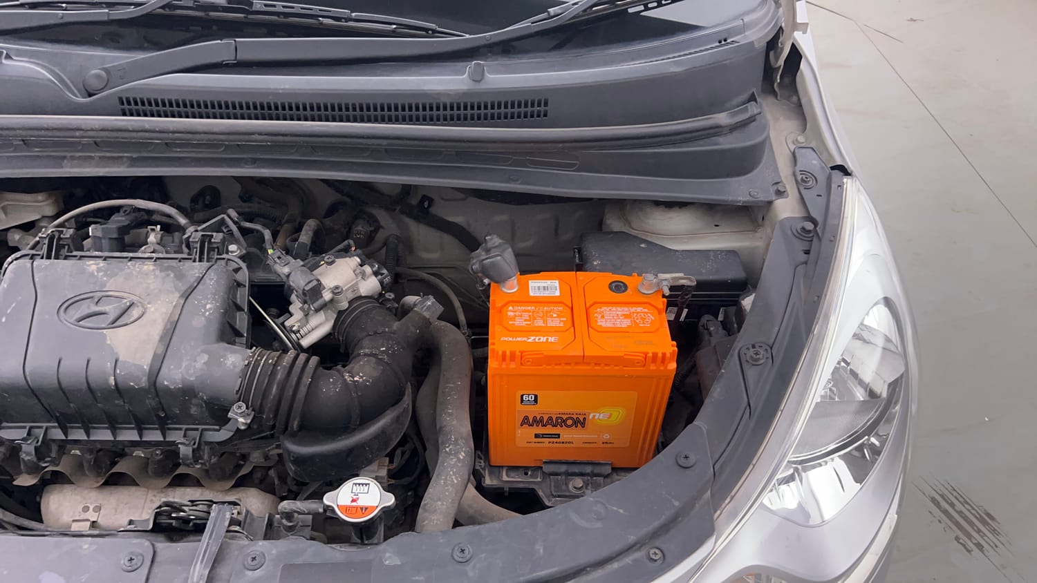 Used 2016 Hyundai i10 Sportz 1.1 iRDE2 Petrol Manual engine ENGINE LEFT SIDE VIEW