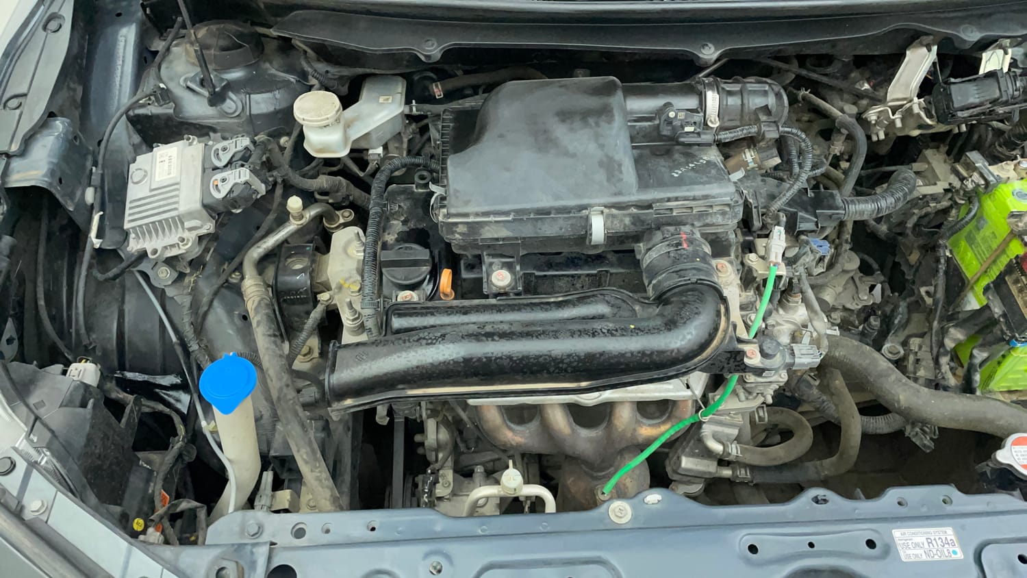 Used 2023 Maruti Suzuki Baleno Zeta MT CNG Cng Manual engine ENGINE RIGHT SIDE VIEW