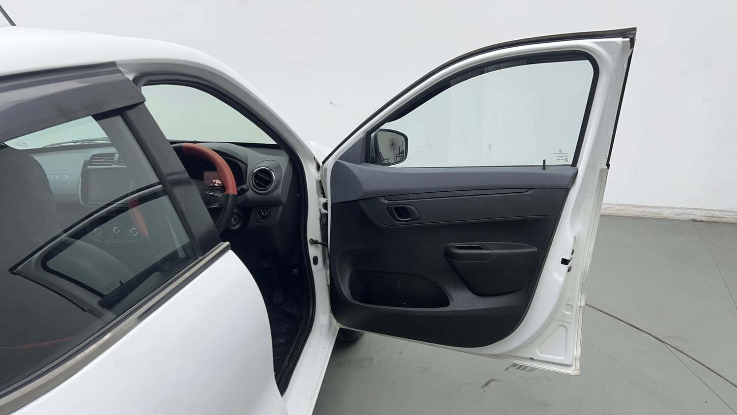 Used 2021 Renault Kwid RXT 1.0 Opt Petrol Manual interior RIGHT FRONT DOOR OPEN VIEW