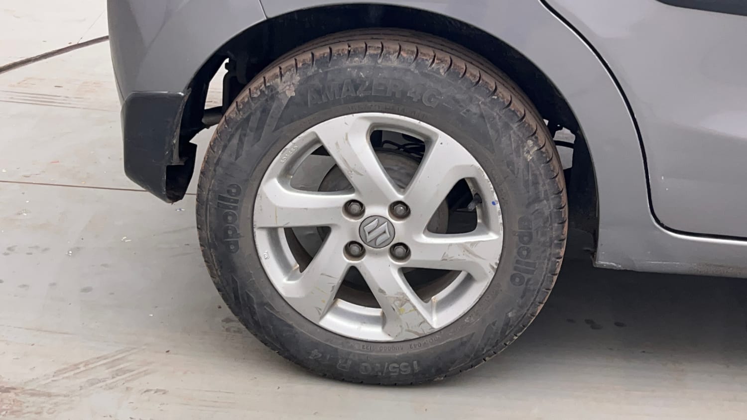 Used 2017 Maruti Suzuki Celerio ZXi Opt Petrol Manual tyres RIGHT REAR TYRE RIM VIEW