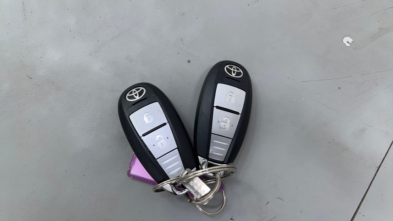 Used 2022 Toyota Urban Cruiser Mid Grade AT Petrol Automatic extra CAR KEY VIEW