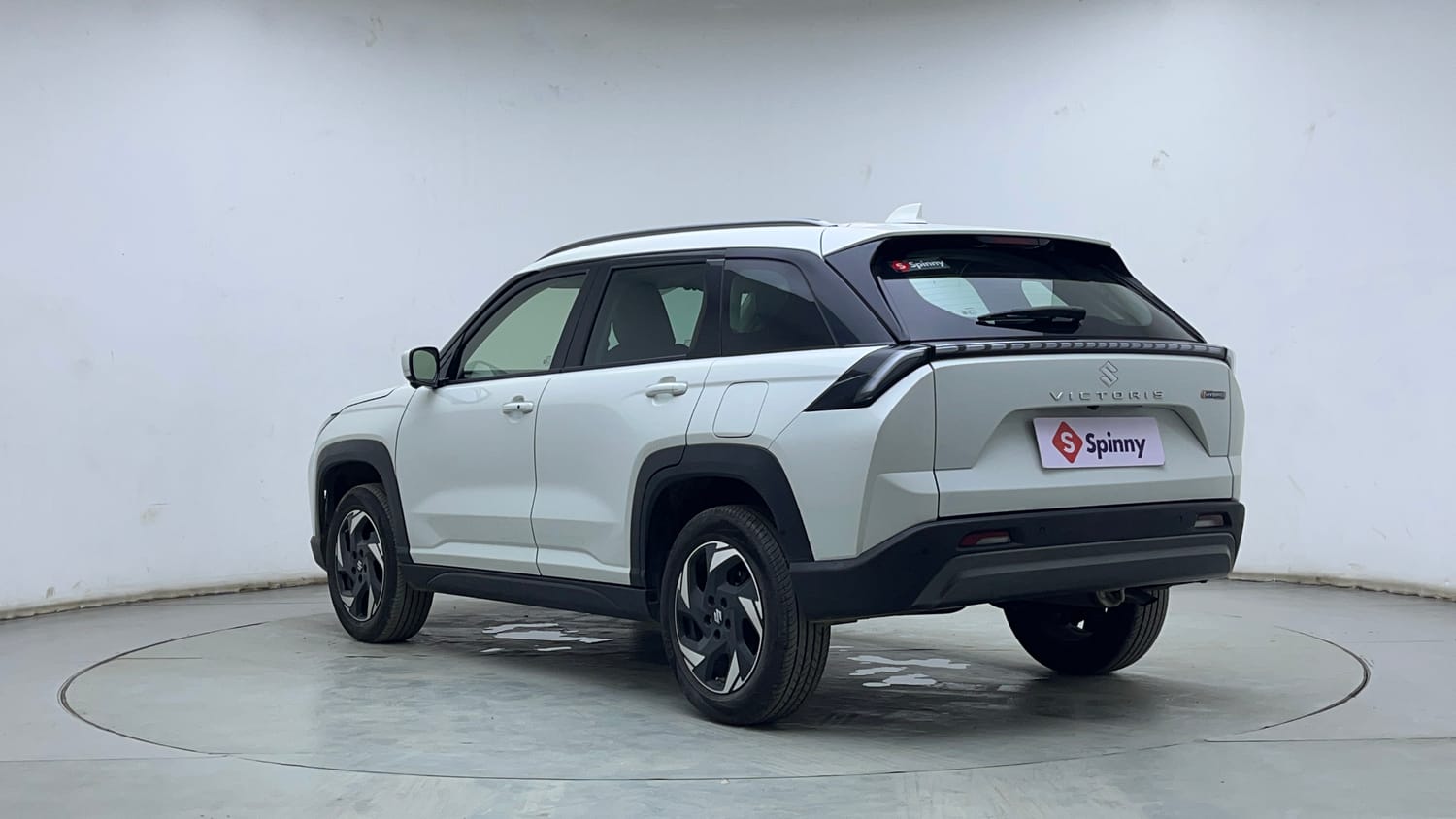 Used 2025 Maruti Suzuki Victoris ZXI+ THS 2W Hybrid Automatic exterior LEFT REAR CORNER VIEW