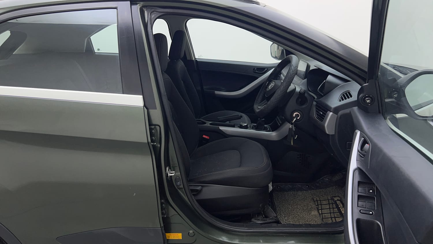 Used 2023 Tata Nexon XM Plus (S) Petrol Manual interior RIGHT SIDE FRONT DOOR CABIN VIEW